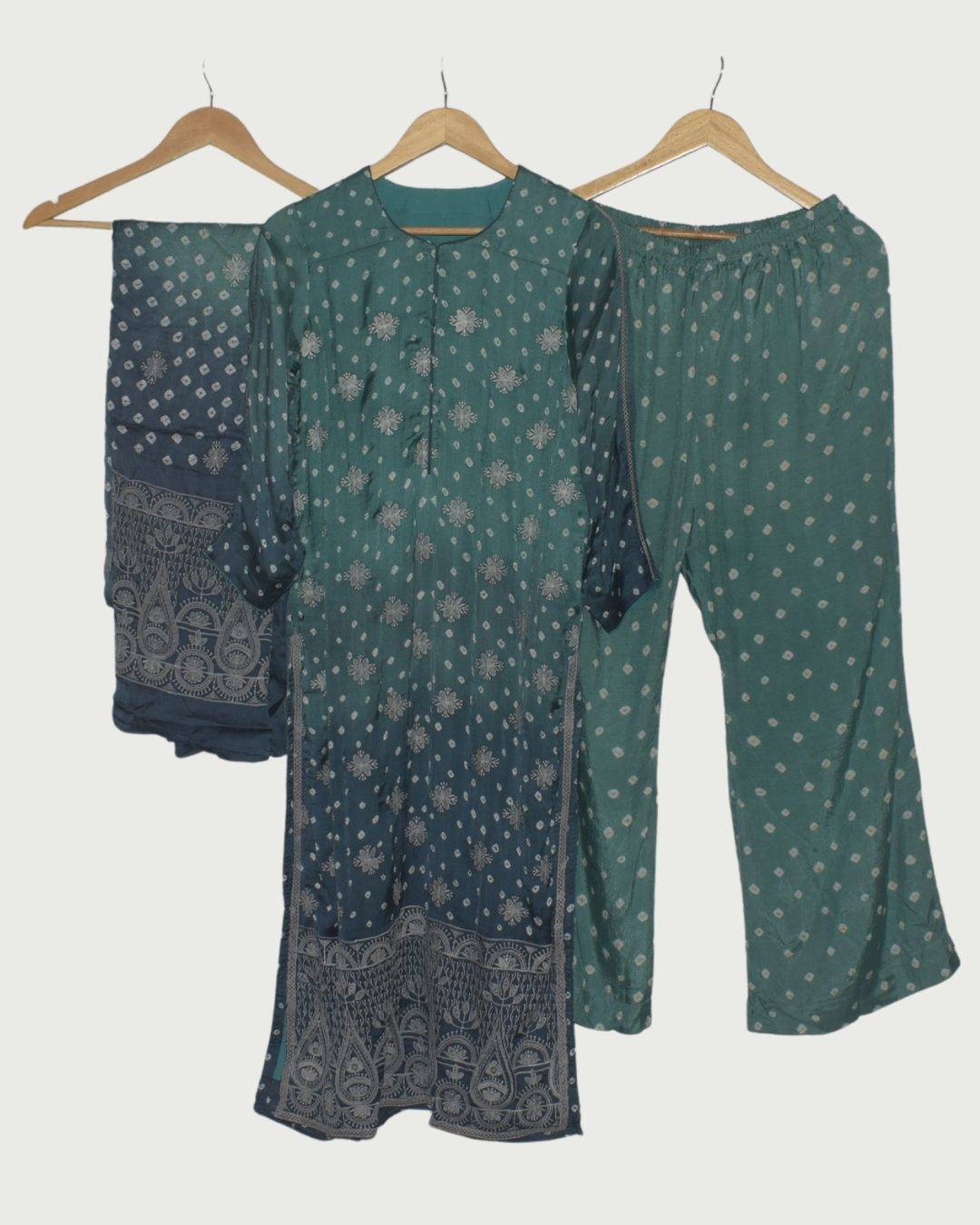 Colours & Curves Teal and Blue Ombre Kurta Set, Unused