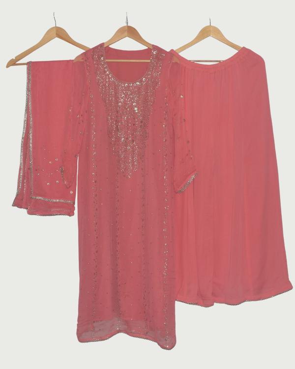 Colours & Curves Pink Kurta Set with Gold Embellishments, Unused